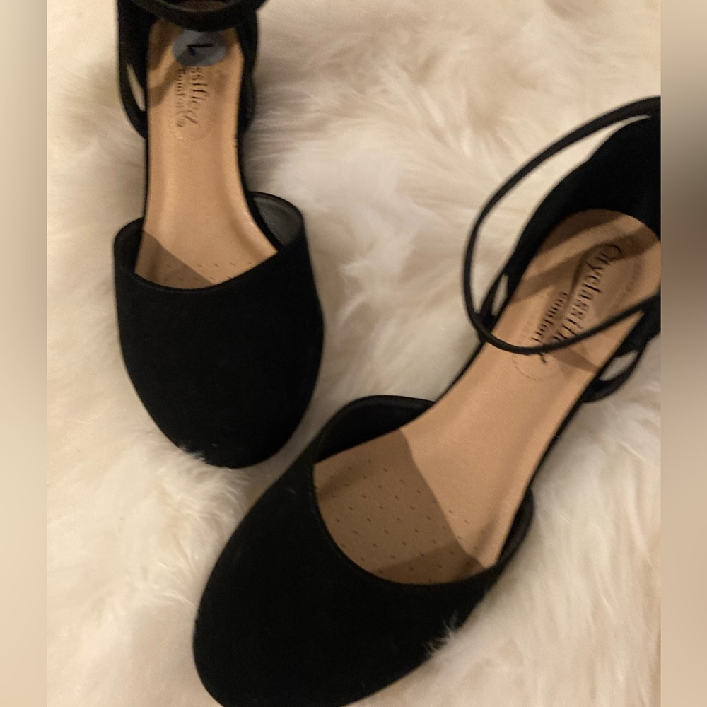 Women shoe size 7